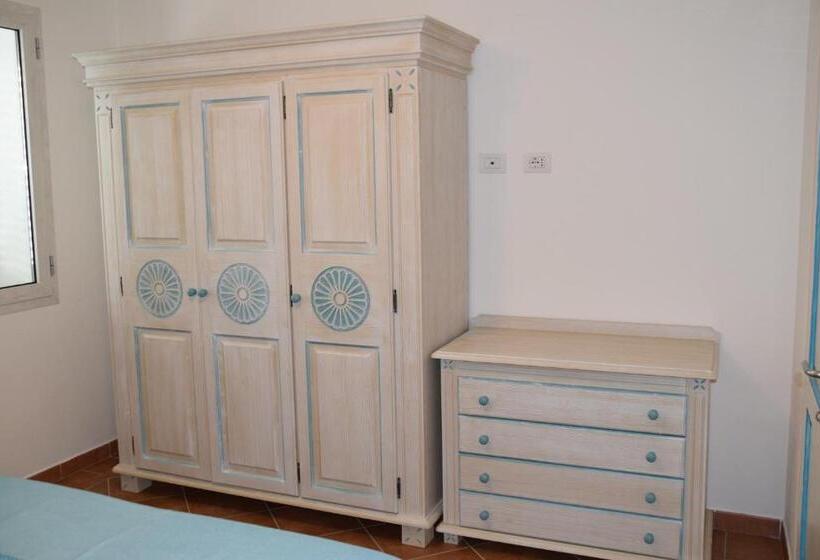 דירה בת חדר שינה 1 עם מרפסת, Residence Leonardo Da Vinci