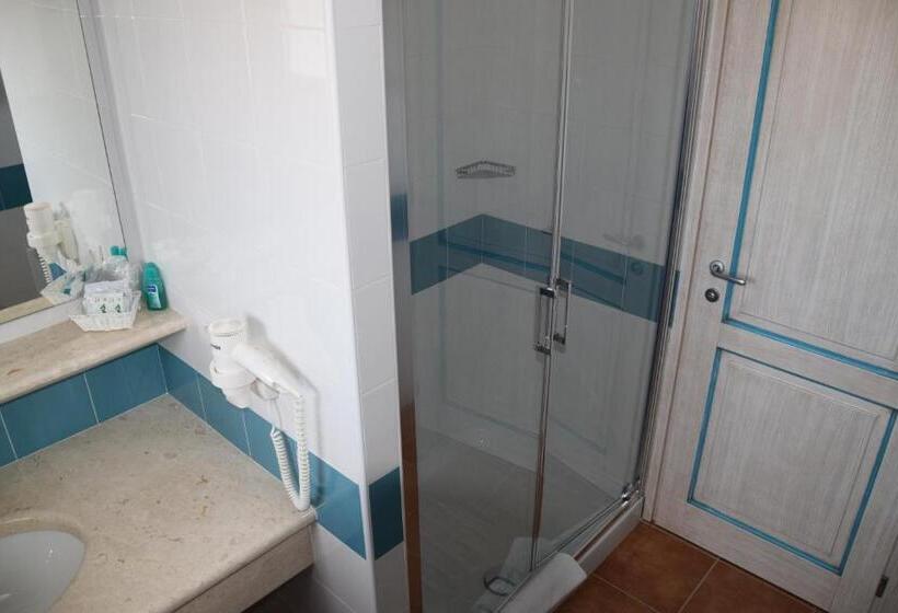 דירה בת חדר שינה 1 עם מרפסת, Residence Leonardo Da Vinci