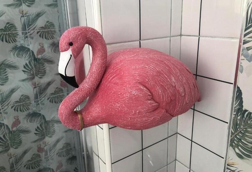 家庭间, สังขละวิลเลจรีสอร์ท