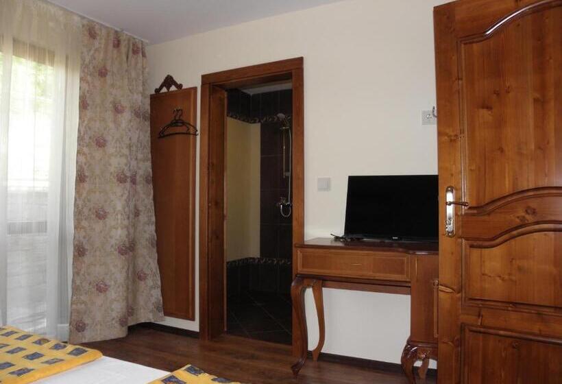 이코노미 룸, комплекс куклите