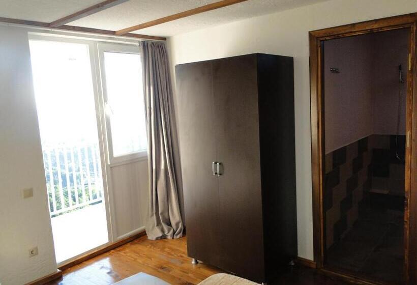 חדר סטנדרט, Livada