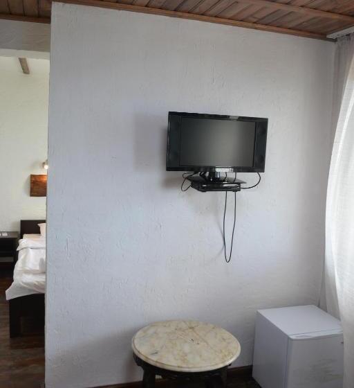 חדר סטנדרט לארבעה, Livada