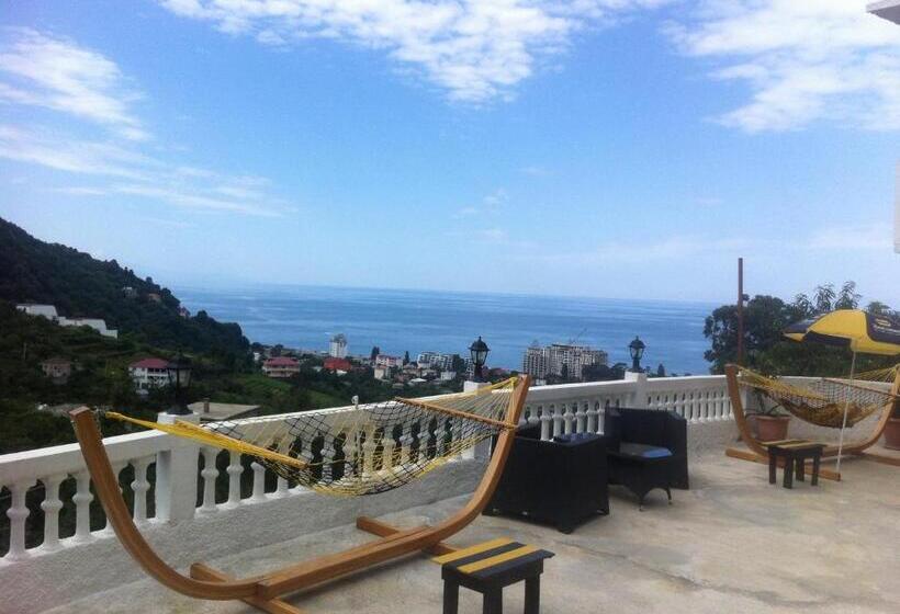 חדר סטנדרט לארבעה, Livada