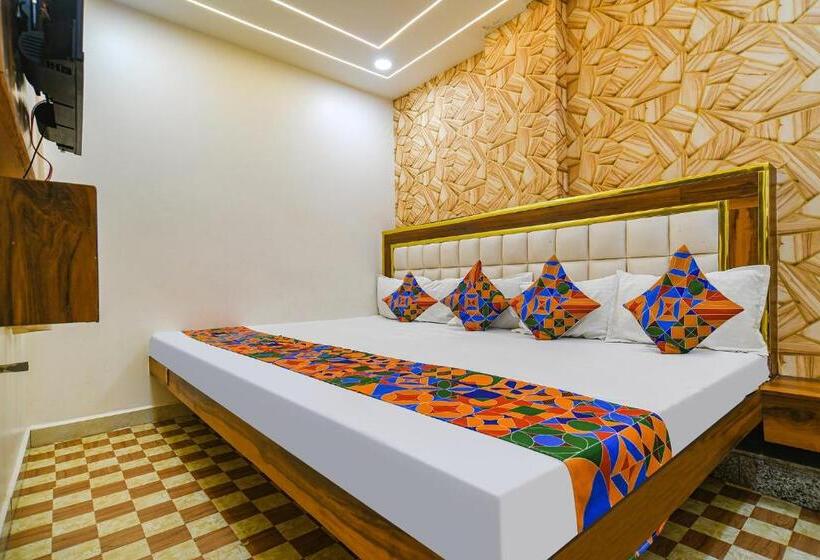 Family Room, Fabexpress Jugnu Palace