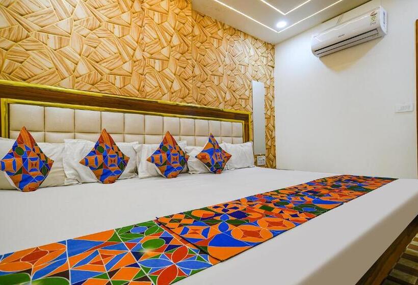 Family Room, Fabexpress Jugnu Palace