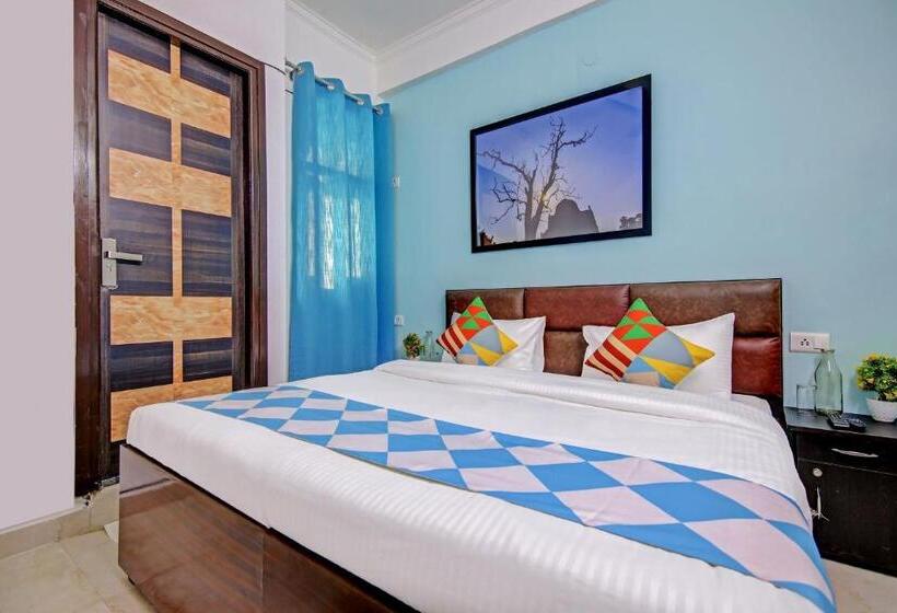 Triple Classic Room, O Kd Plaza Saket Residency Near Saket Metro Station