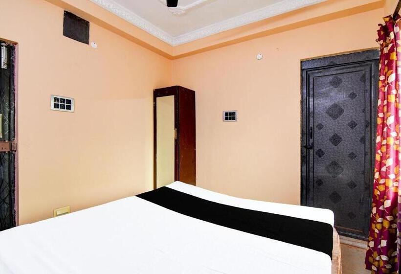 Quarto Triplo Clássico, O Royal Green Guest House