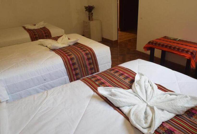 חדר סטנדרט לשלושה, Valle Dorado