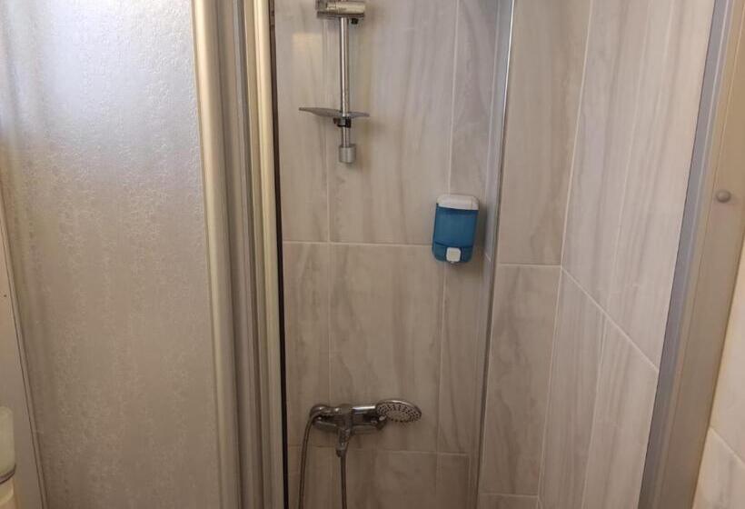 חדר סטנדרט לשלושה, Villa