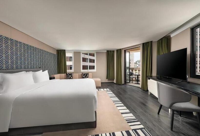 Suite Superior con Balcón, Jinglai Bushe Hotel Bund Nanjing West Road Shanghai