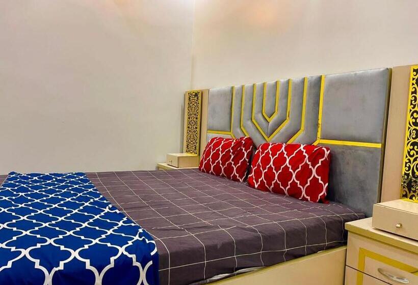 اتاق لوکس, Karachi Gulshan Guest House