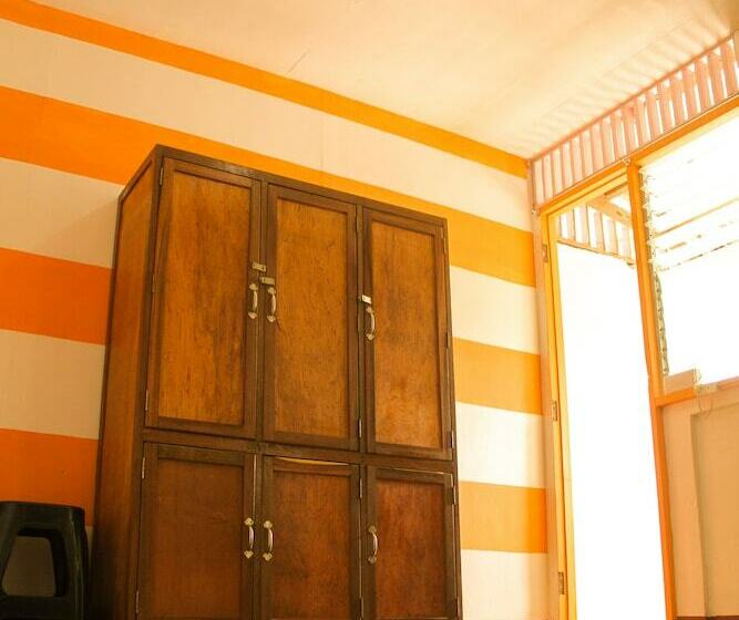 اتاق اکونومی, Casaoro Homestay