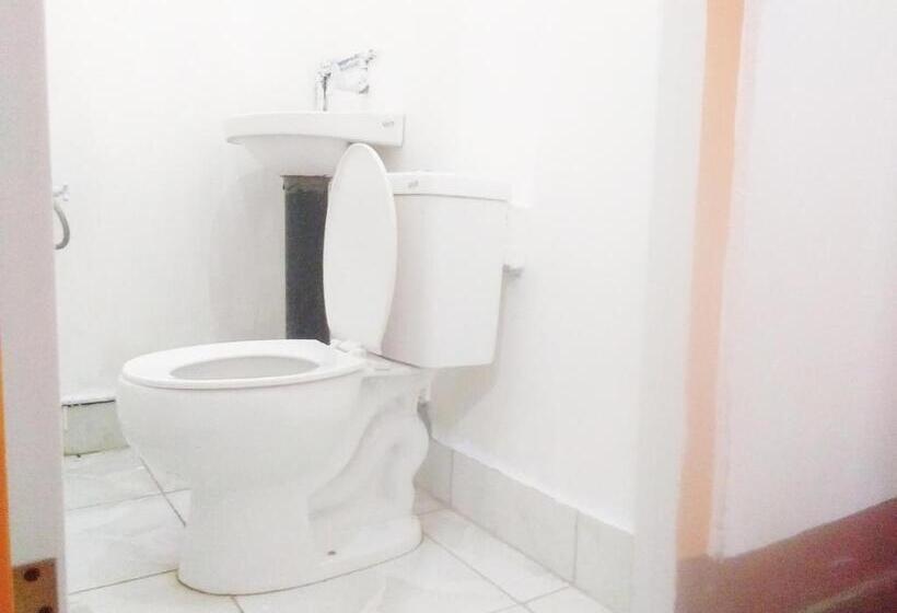 اتاق خانوادگی, Casaoro Homestay