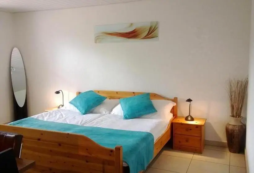 スタンダードルーム, Hôtel Gîte Rural à 3 Km De Delémont