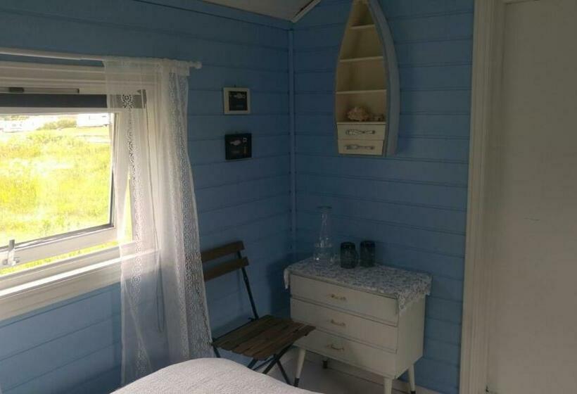 בקתה, Strandheimen Guesthouse