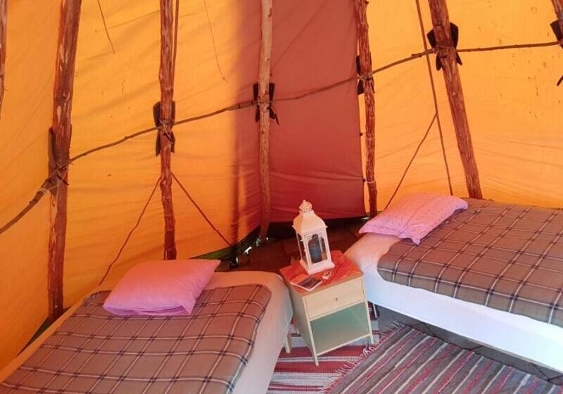 Standard Tent, Strandheimen Guesthouse