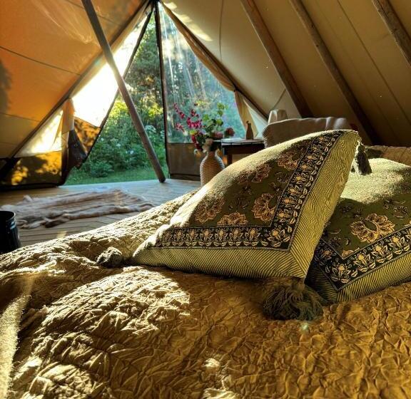 Standard Tent, Strandheimen Guesthouse