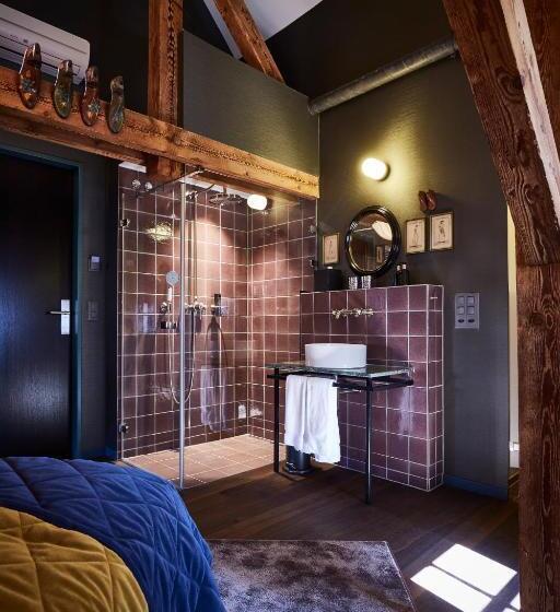 Полулюкс, Boutique Hotel Spedition A Member Of Design Hotels