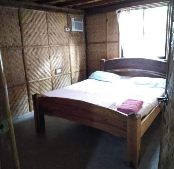 חדר משפחתי דלוקס, Calayo Beach Resort