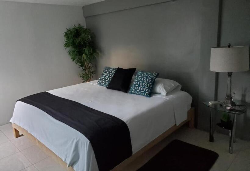 キングサイズベッドのスタンダードルーム, Downtown Hostel Chetumal