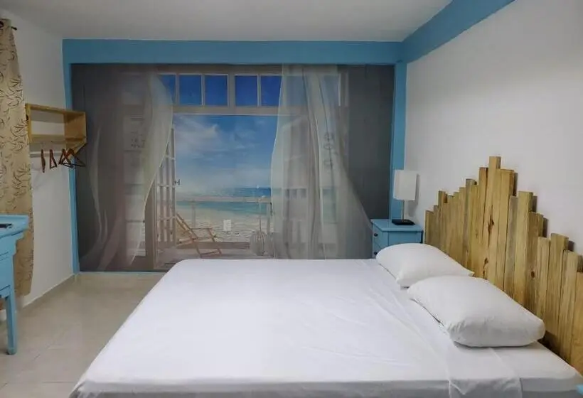 سوییت خانوادگی, Downtown Hostel Chetumal