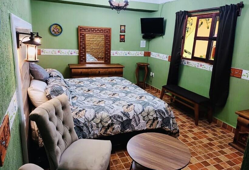 スタンダードルーム, La Ninfa