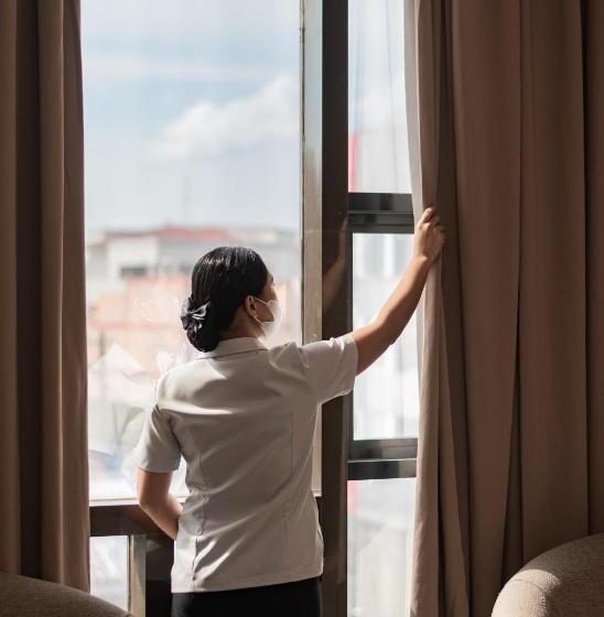 اتاق پرمیوم, Ironwood