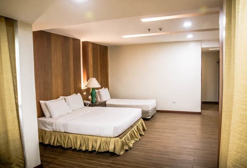 اتاق خانوادگی, La Fiesta