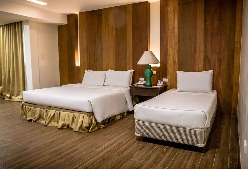 اتاق خانوادگی, La Fiesta