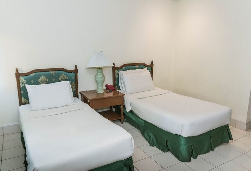 اتاق استاندارد, La Fiesta