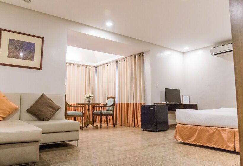 سوییت اجرایی, La Fiesta