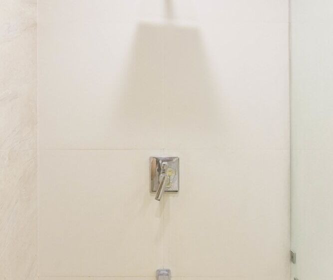 سوییت اجرایی, La Fiesta