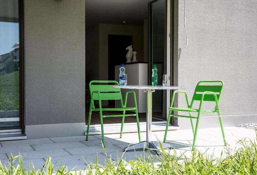 סוויטה עם טרסה, Schäfli Siebnen