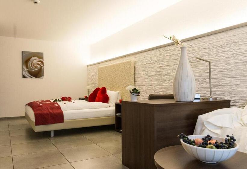 חדר קומפורט, Schäfli Siebnen