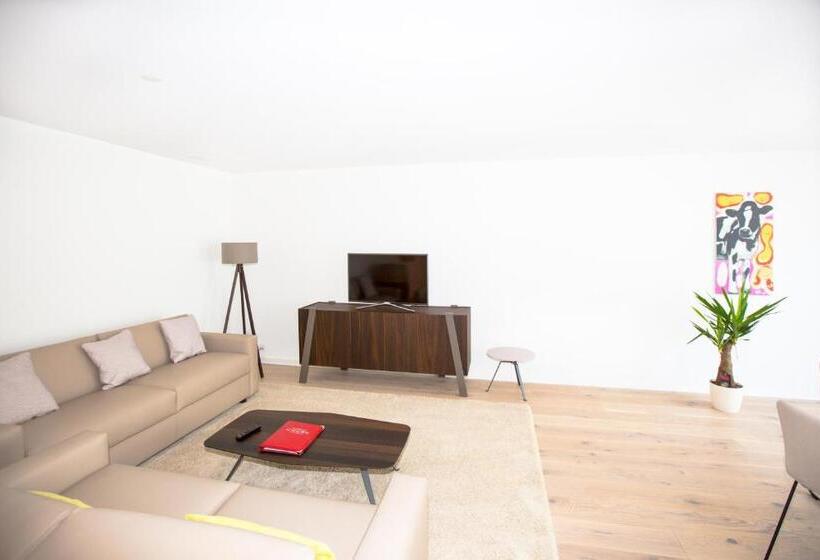 סוויטה עם טרסה, Schäfli Siebnen