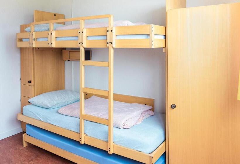 اتاق استاندارد با سرویس بهداشتی مشترک, St. Gallen Youth Hostel