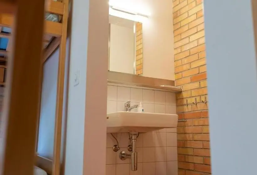 اتاق استاندارد چهار تخته, St. Gallen Youth Hostel