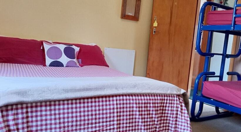 家庭海景房, Surat Bay Lodge By The Sea/backpackers Hostel