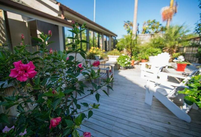 غرفة قياسية مطلّة علي الحديقة, Terry And Cindy's Bed And Breakfast