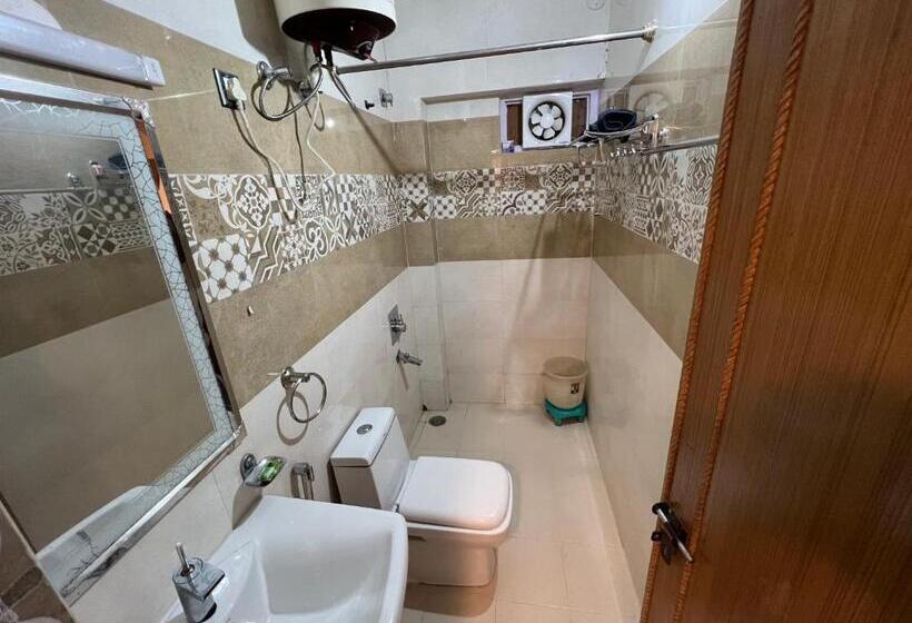 غرفة ديلوكس, House Of Lights