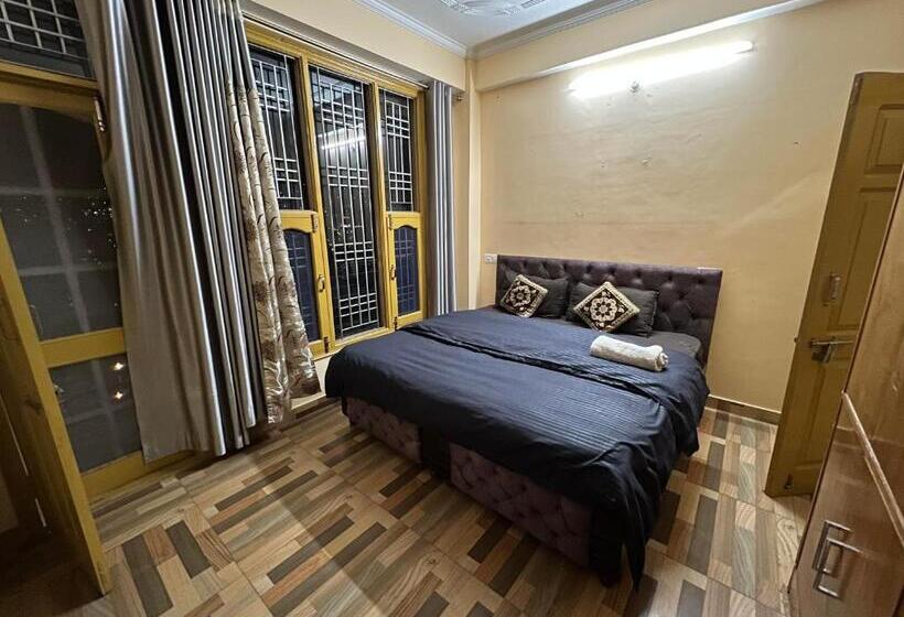 شقة غرفة واحدة ذات إطلالة, House Of Lights