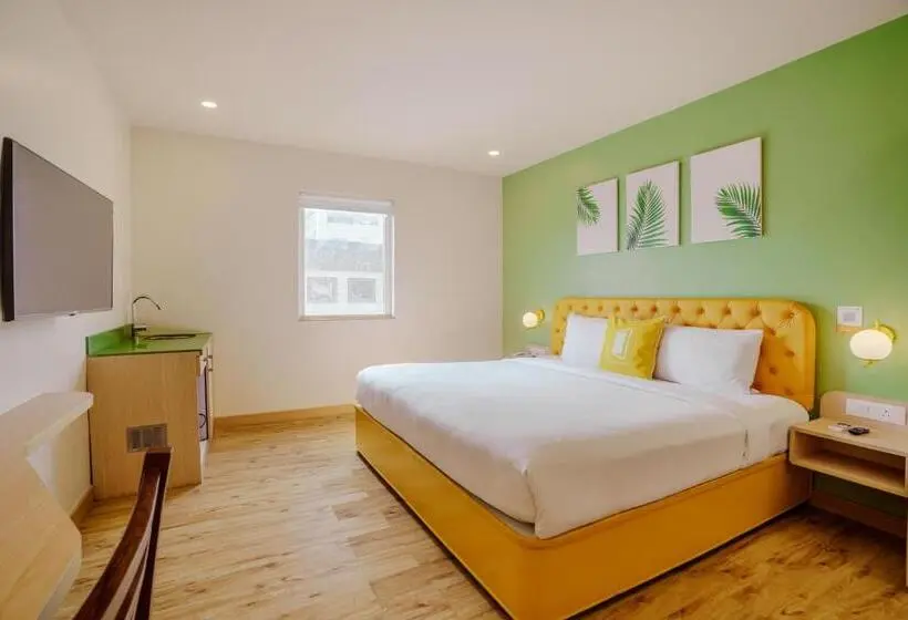 اتاق لوکس, Bloom Hotel Karol Bagh