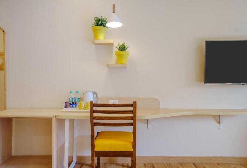 اتاق لوکس, Bloom Hotel   Karol Bagh
