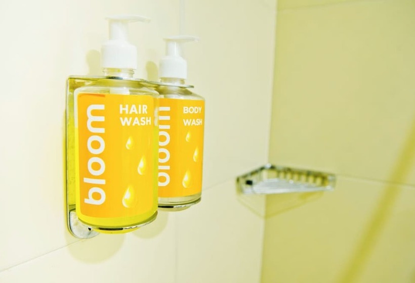 اتاق لوکس, Bloom Hotel   Karol Bagh