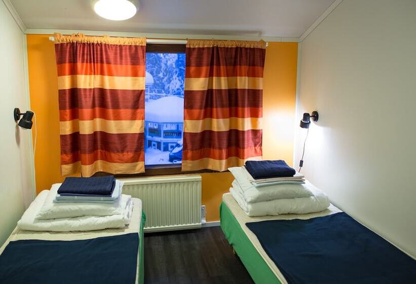 سرير فى غرفة مشتركه, Kuerkievari Kuerhostel