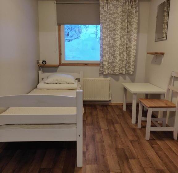 غرفة إقتصادية فردية, Kuerkievari Kuerhostel