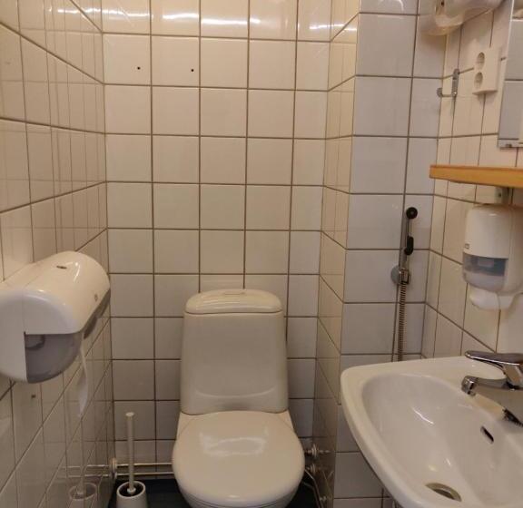 غرفة عائلية حمام مشترك, Kuerkievari Kuerhostel