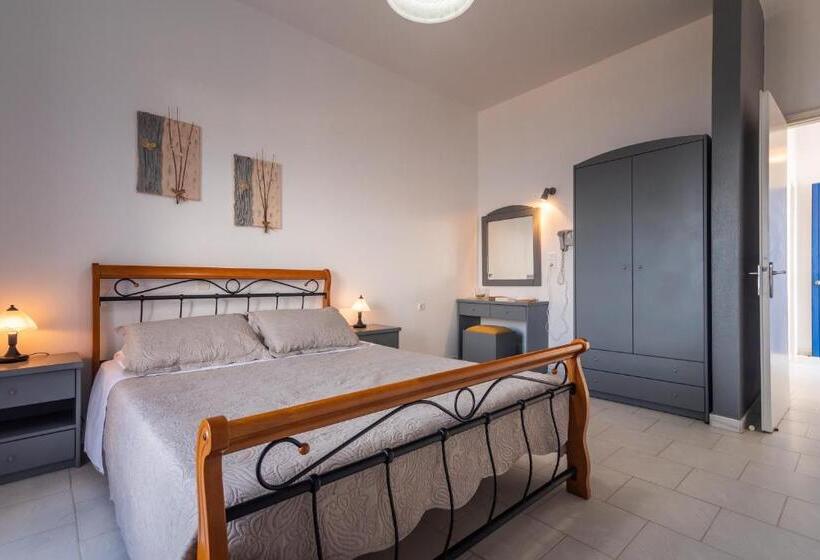 带1个卧室的带海景的公寓, Polyegos View