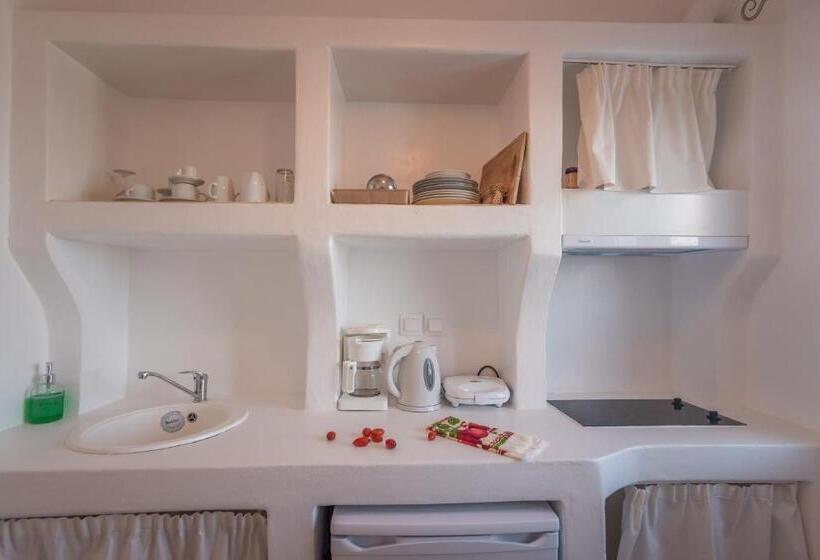 低层单卧公寓, Polyegos View