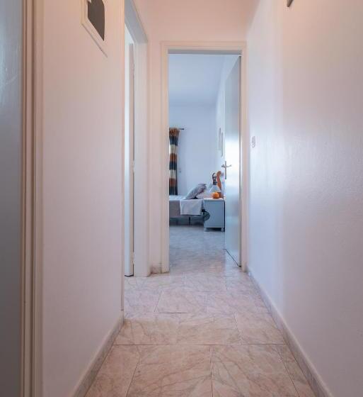 带1个卧室的带海景的公寓, Polyegos View